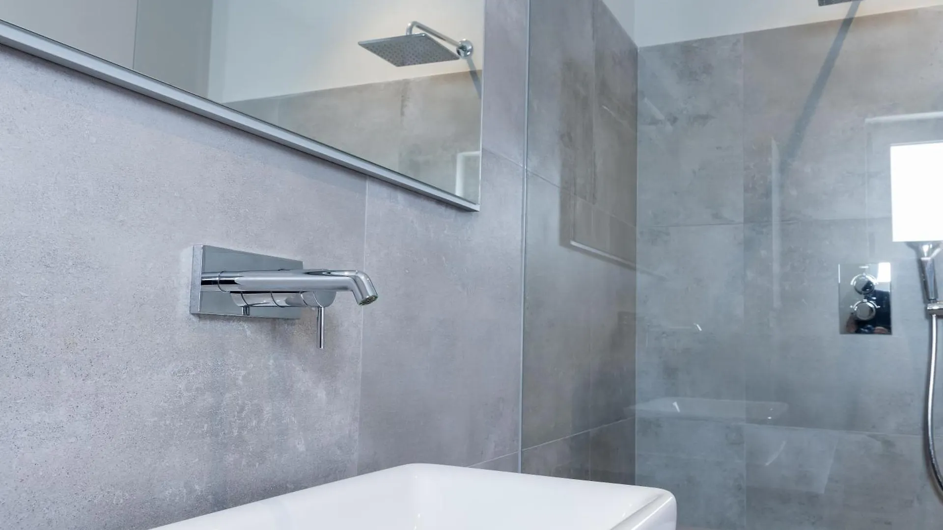 Jan Thiel Stylish 4 Bedroom Modern Villa Design, Walking Distance From The Beach Jan Thiel