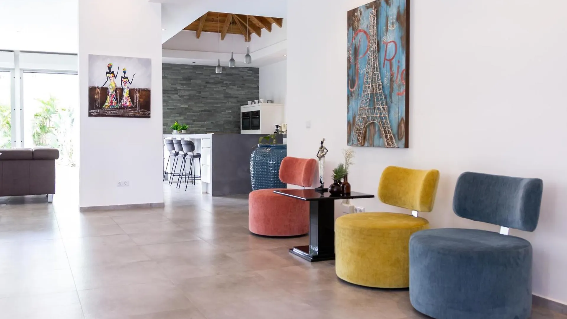 Jan Thiel Stylish 4 Bedroom Modern Villa Design, Walking Distance From The Beach קוראסאו